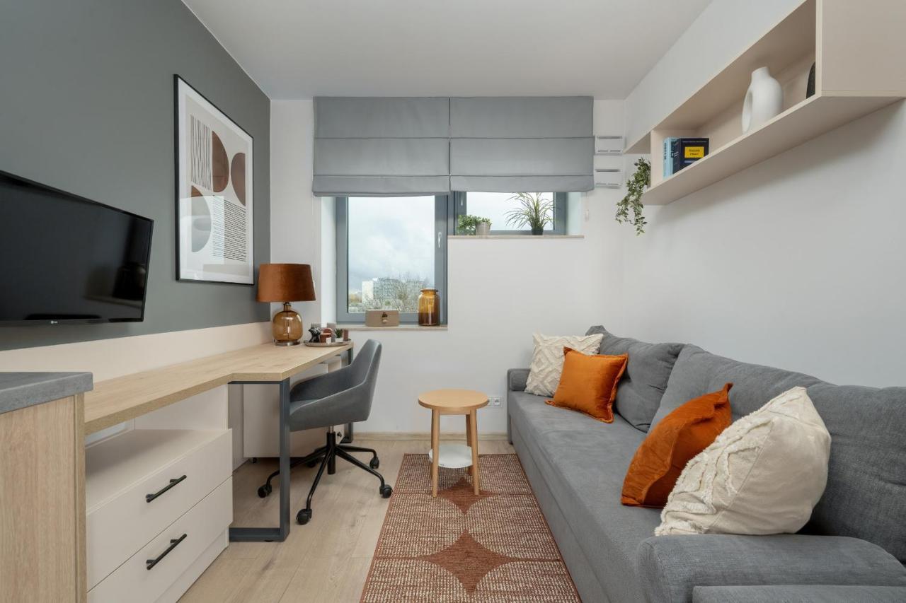 Trendy Studios With Home Office Near Wroclaw Main Station By Noclegi Renters Exterior foto